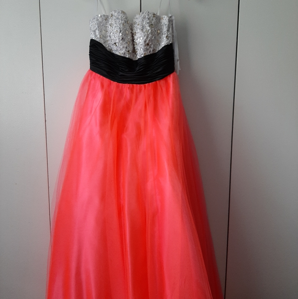 NWOT Color block gown w/ embellished top